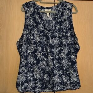St. John's Bay Navy and White Floral Tank Top